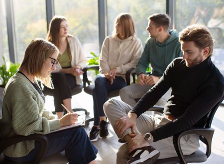 Zdrowie psychiczne pracowników: w polskich firmach nie dzieje się dobrze